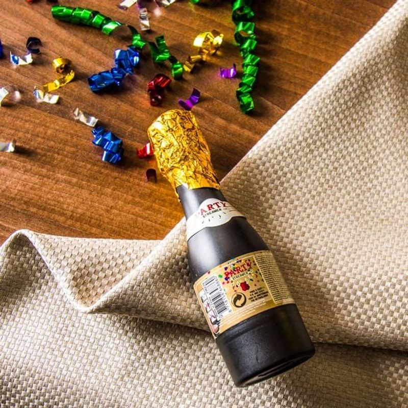 Confetti Cannon Bottle 20cm