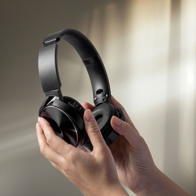 Wireless Headphones | Scandinavian Collection