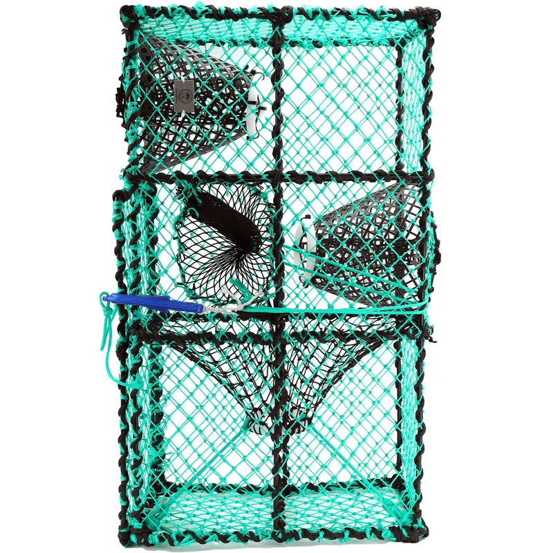 Crayfish pond with resting chamber for crayfish