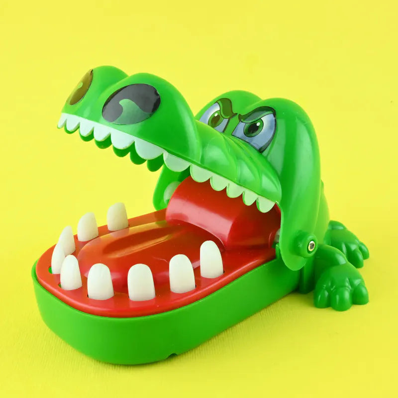 Crocodile game | Classic bite game | Family and company