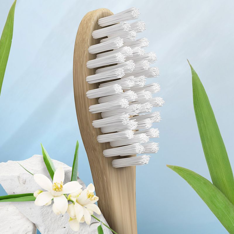 Oral - B Bamboo Toothbrush | Bamboo handle and plant-based bristles