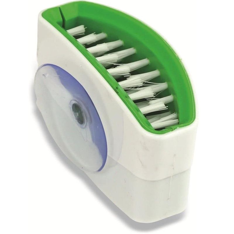 Cutlery cleaner with suction cup